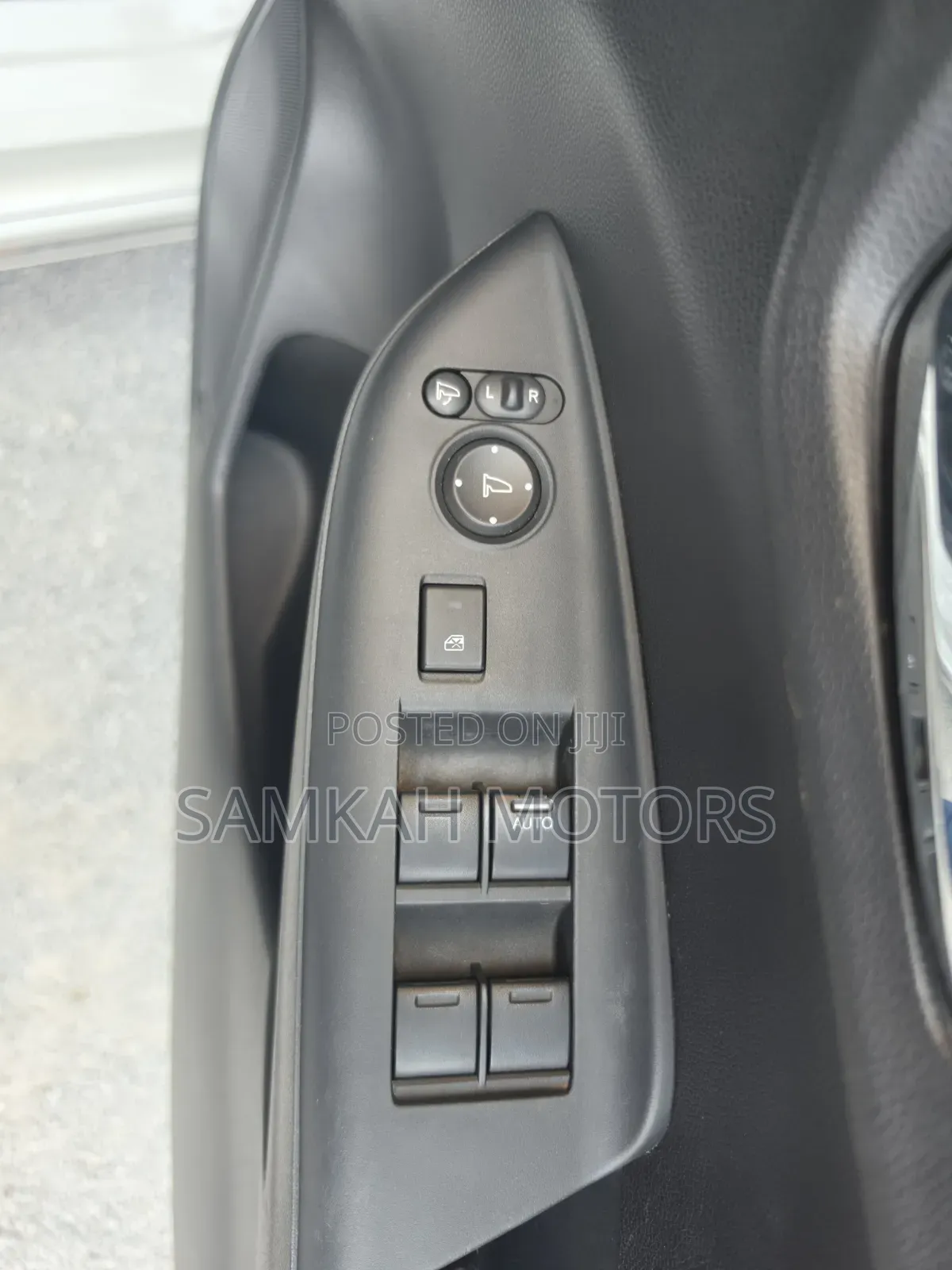 Honda Fit Shuttle 2020 White