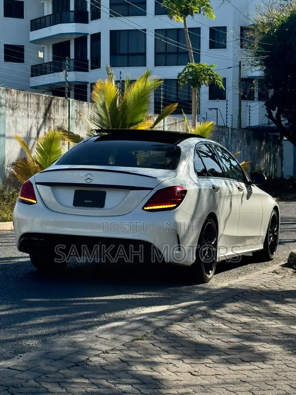 Mercedes-Benz C200 2020 White
