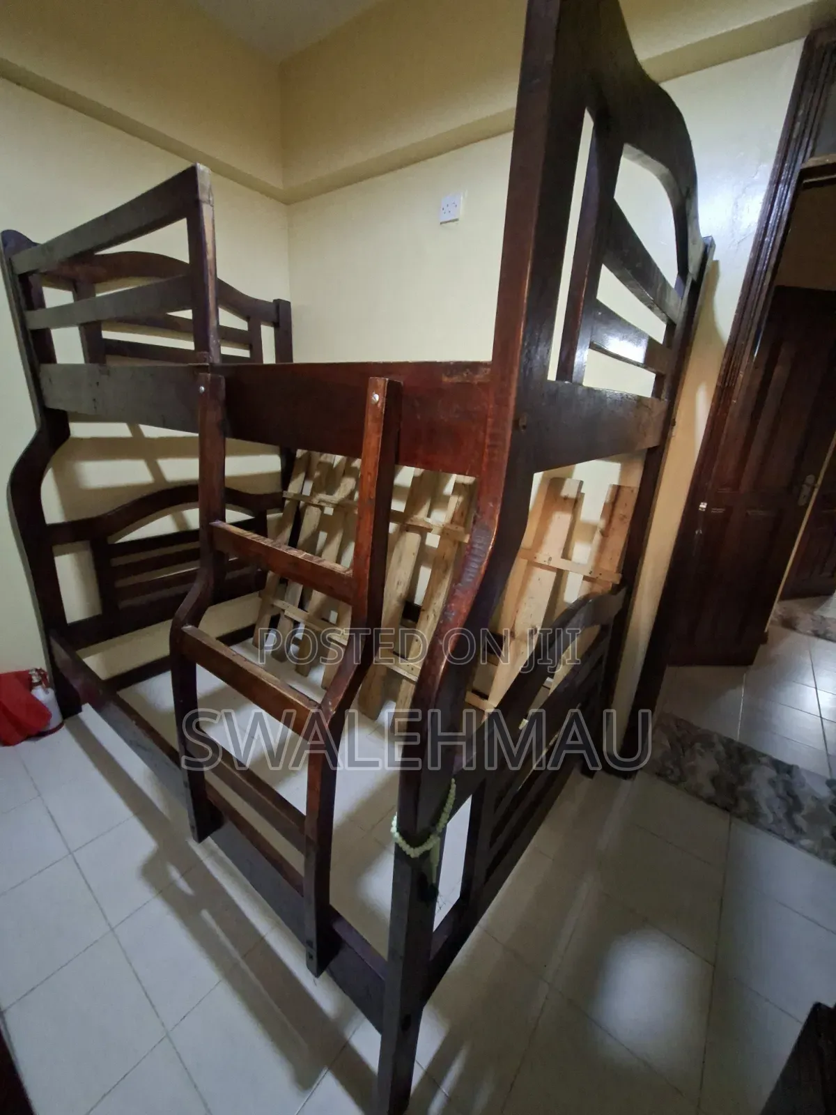 Bunk Bed 4 X 6, 3.5 X 6