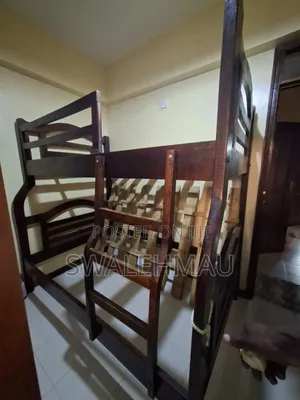 Bunk Bed 4 X 6, 3.5 X 6