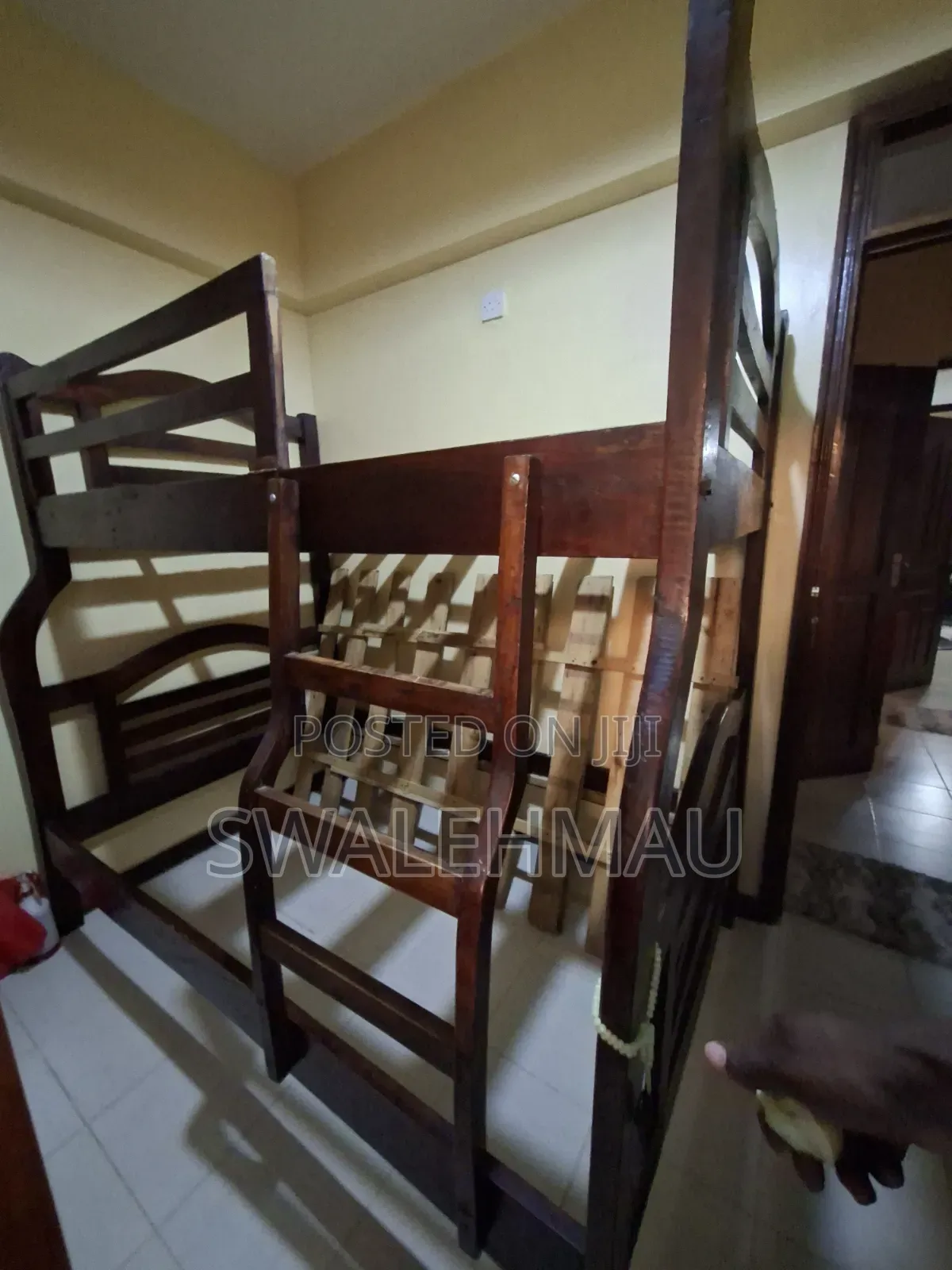 Bunk Bed 4 X 6, 3.5 X 6