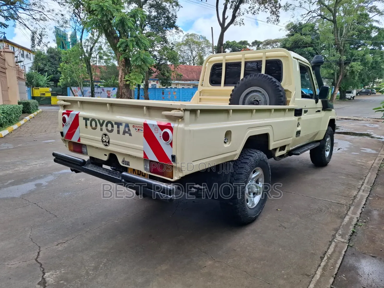 Toyota Land Cruiser 79 Series 2002 Beige
