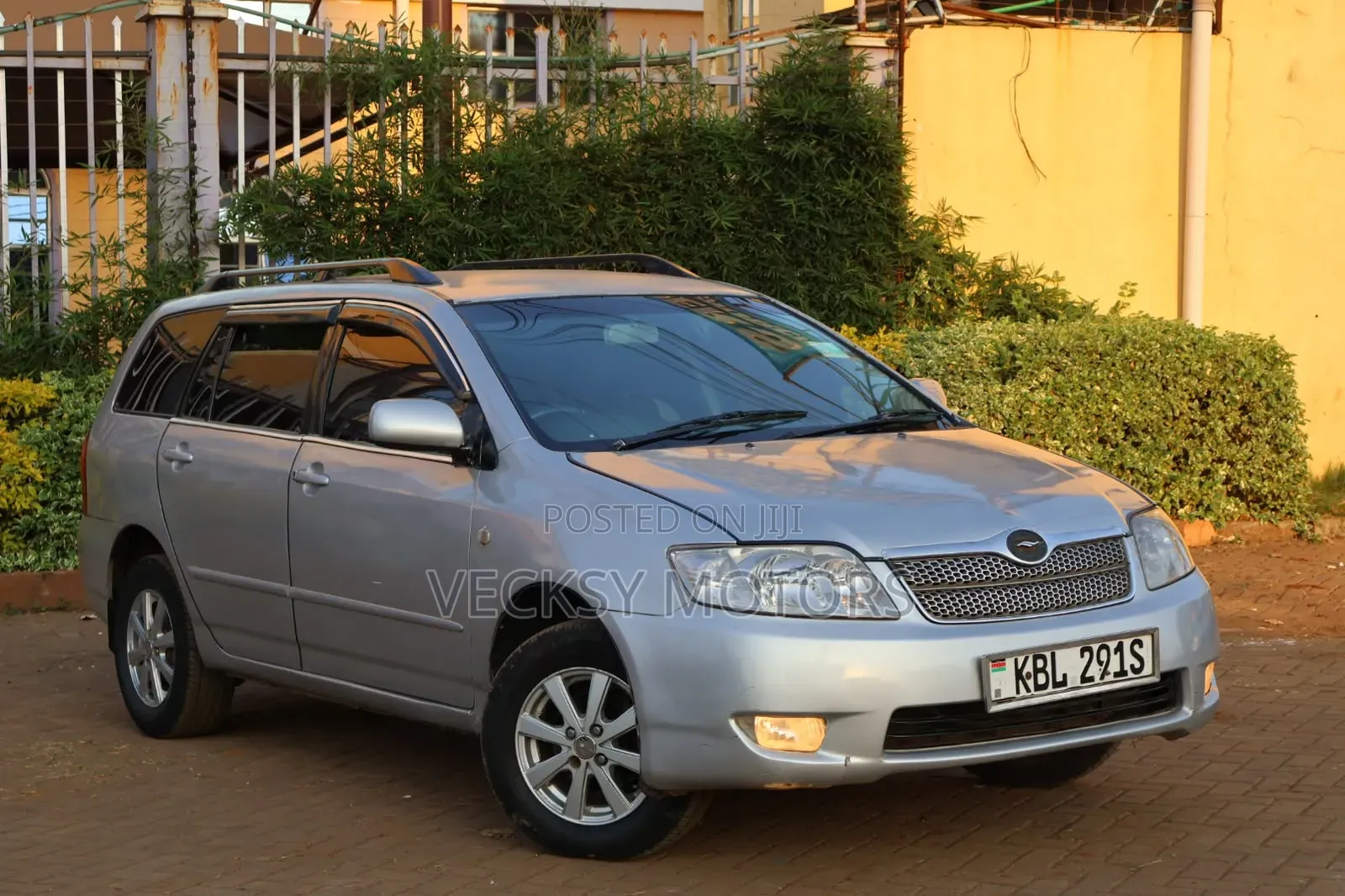 Toyota Corolla Fielder 2003 Silver