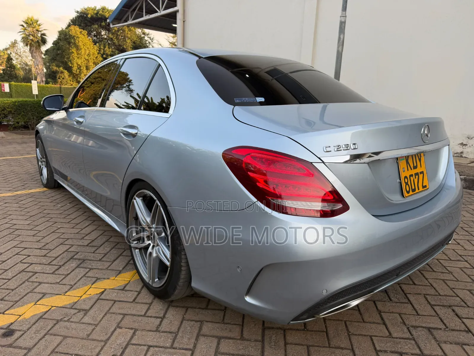 Mercedes-Benz C250 2015 Silver