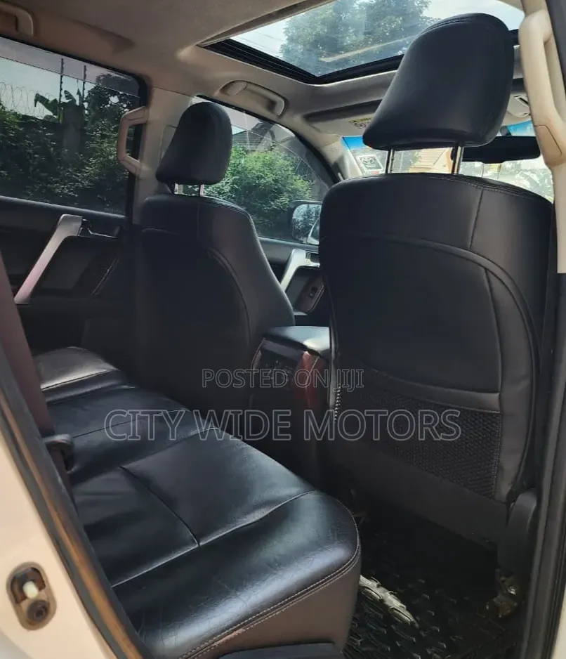 Toyota Land Cruiser Prado 2014 White