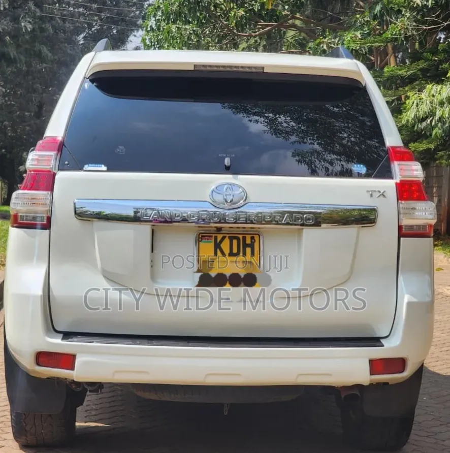 Toyota Land Cruiser Prado 2014 White