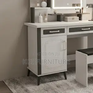 Dressers; Dressing Room Modern Make Up Vanity Set