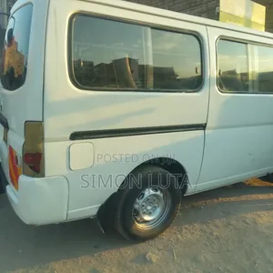 Nissan Caravan 2012 White