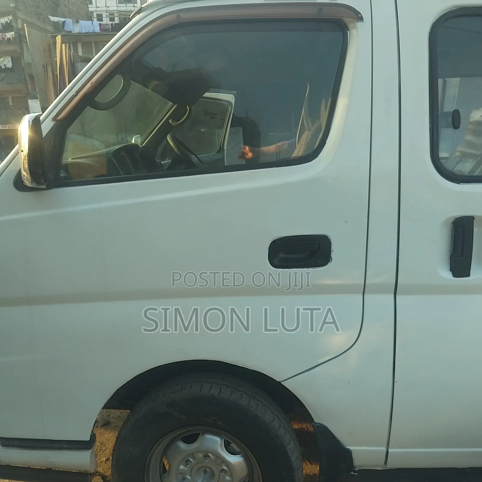 Nissan Caravan 2012 White
