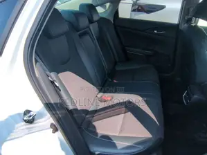 Honda Insight EX 2019 White