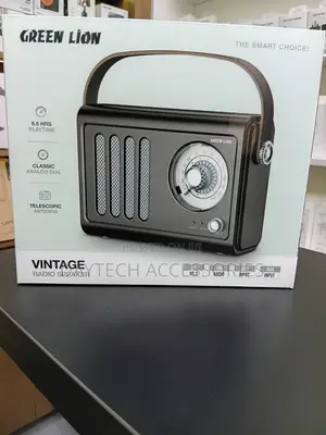 Green Lion Vintage Radio Speaker Bluetooth 5.3 FM Radio USB-C - 5W