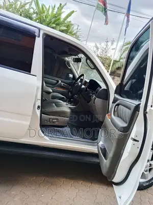 Toyota Land Cruiser 100 4.2 TD 2004 Pearl