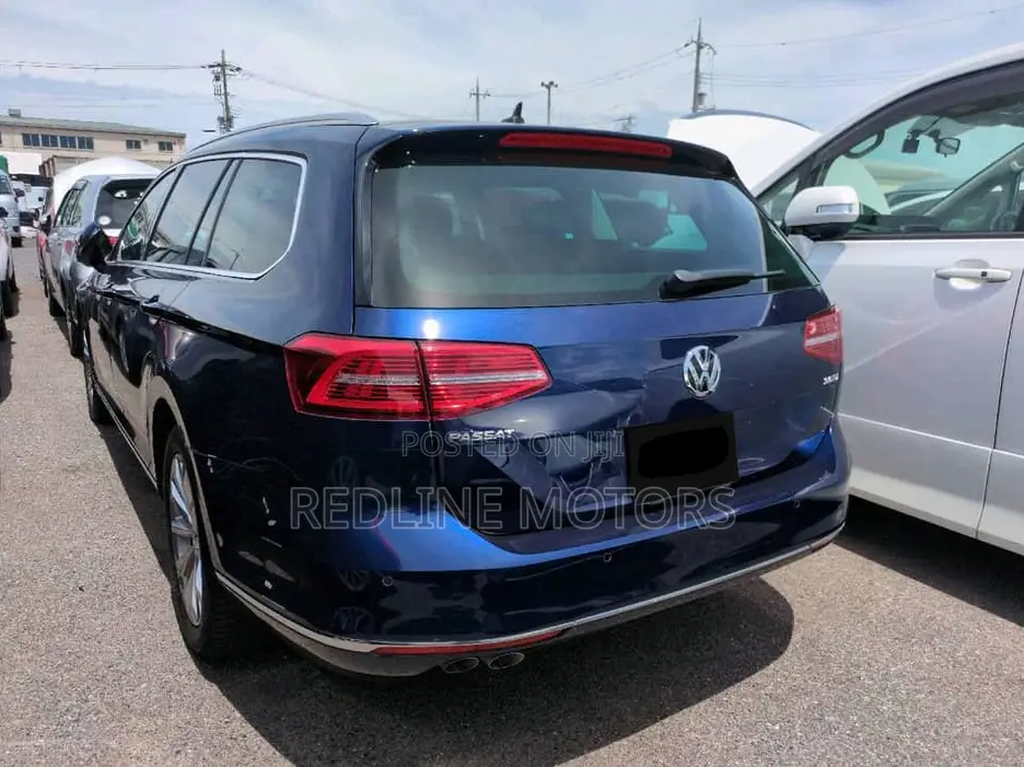Volkswagen Passat 2019 Blue