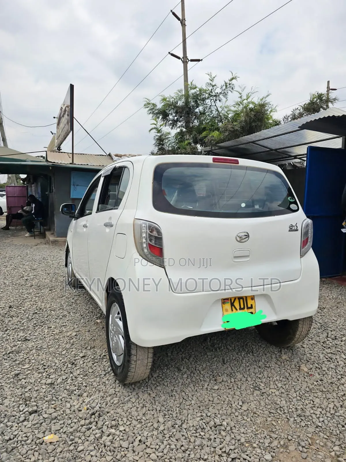 Daihatsu Mira 2015 White