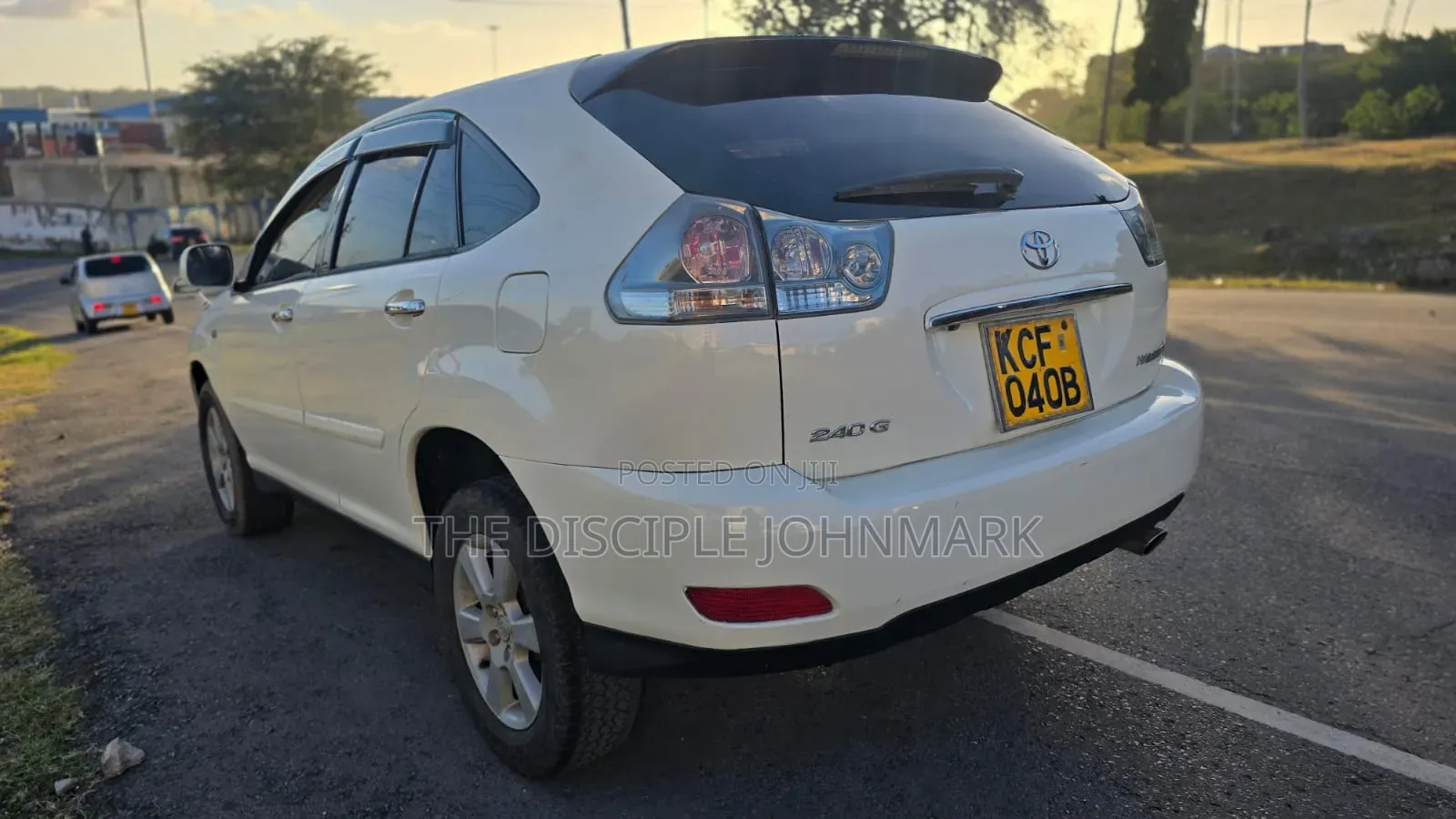 Toyota Harrier 2009 White