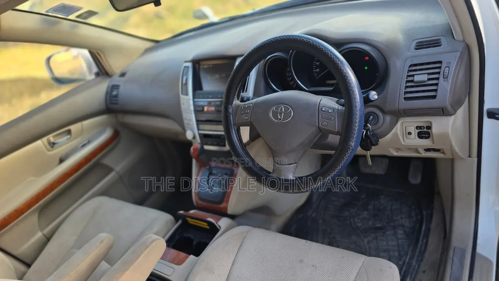 Toyota Harrier 2009 White