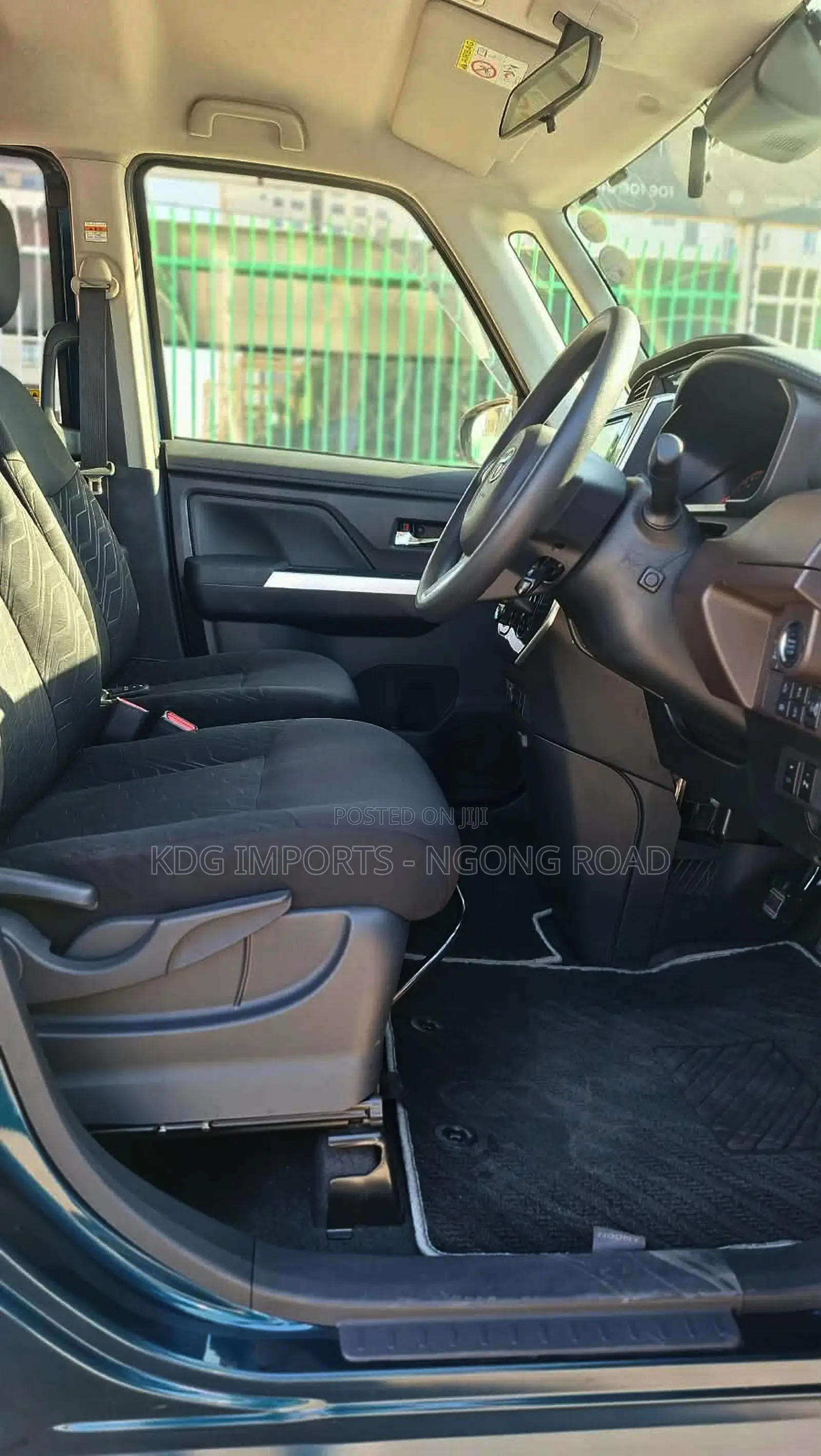 Toyota Roomy 2019