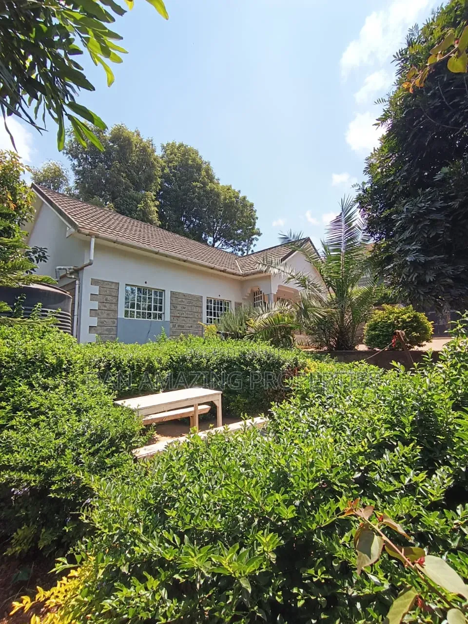 3bdrm Bungalow in Bondeni, Ngong CBD for rent