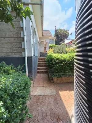 3bdrm Bungalow in Bondeni, Ngong CBD for rent