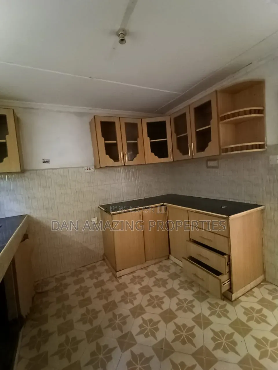 3bdrm Bungalow in Bondeni, Ngong CBD for rent