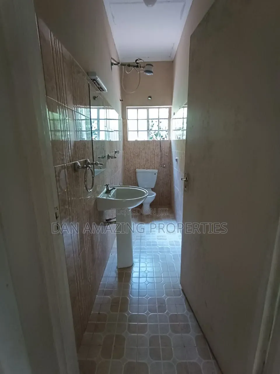 3bdrm Bungalow in Bondeni, Ngong CBD for rent