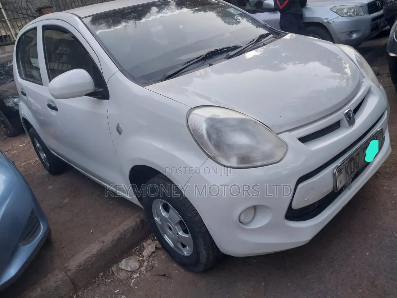 Toyota Passo 2016 White