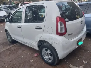Toyota Passo 2016 White