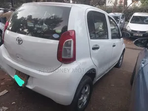 Toyota Passo 2016 White