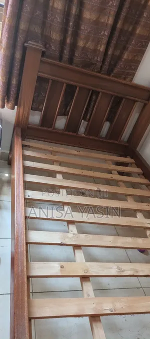 Bed 4ft Used for 7 Months