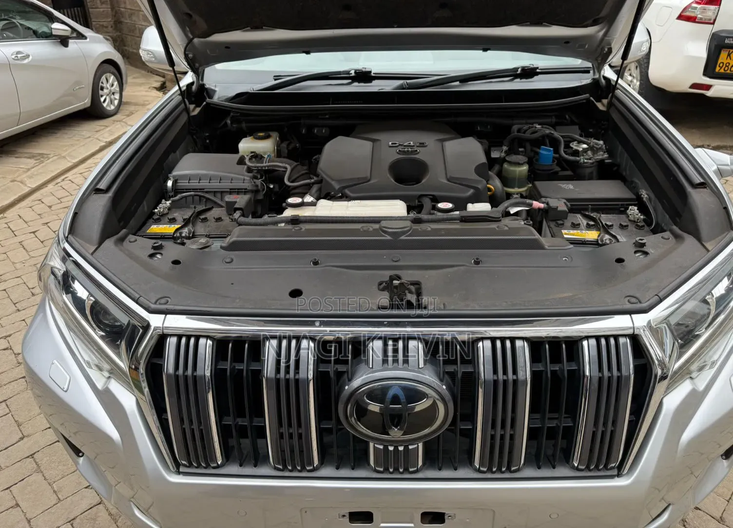 Toyota Land Cruiser Prado 2.8 2019 Silver