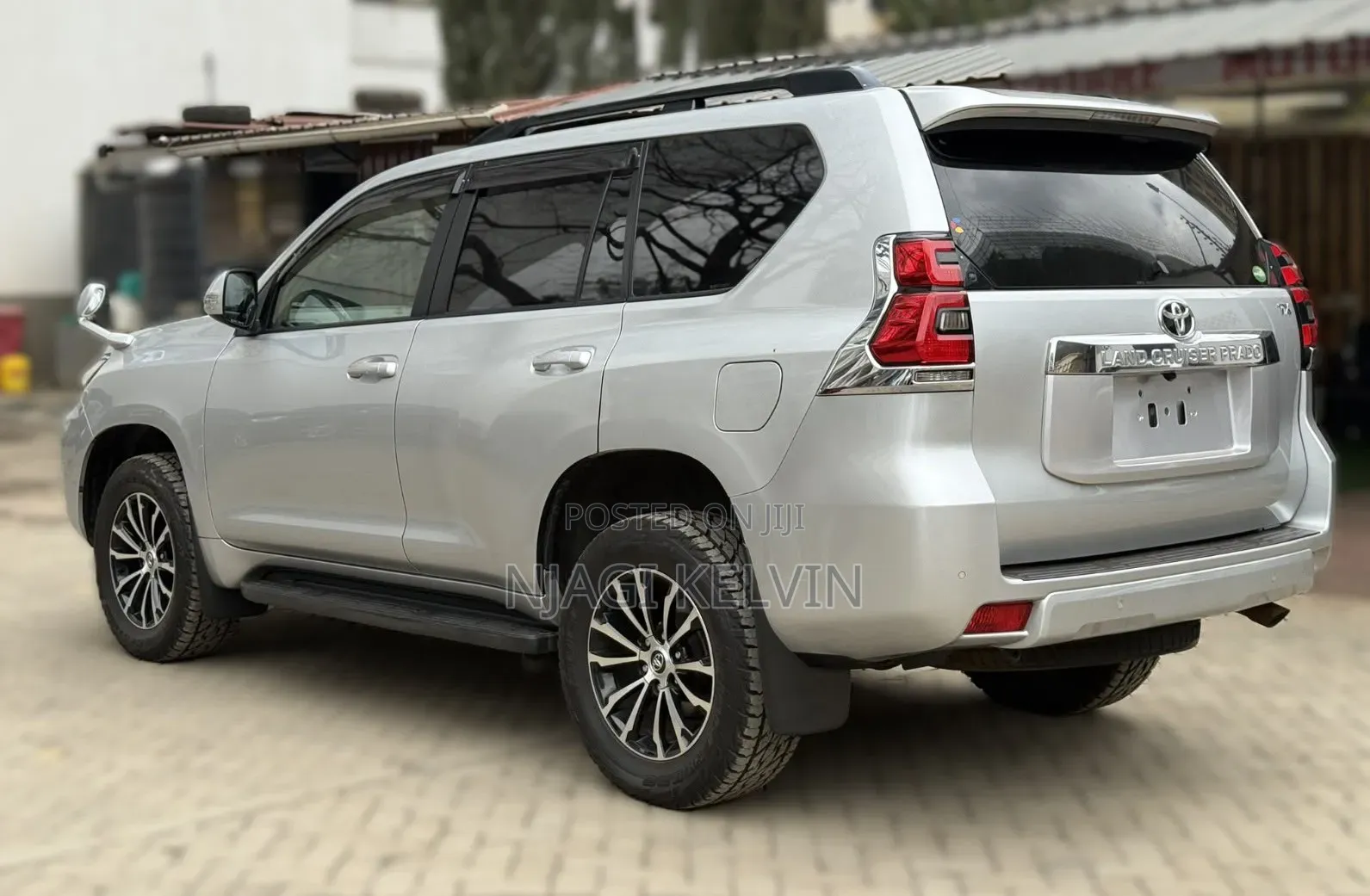 Toyota Land Cruiser Prado 2.8 2019 Silver
