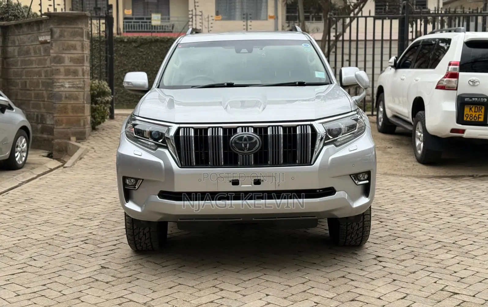Toyota Land Cruiser Prado 2.8 2019 Silver