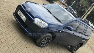 Toyota Succeed 2018 Blue
