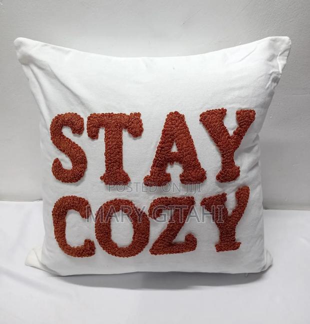 Tufted Boho Cushion Cover Size* : 45*45 Cm