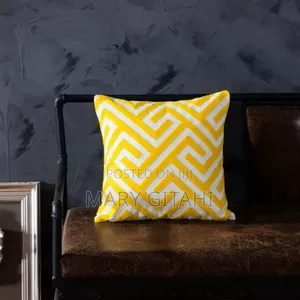 Tufted Boho Cushion Cover Size* : 45*45 Cm