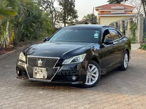 Toyota Crown 2013 Black