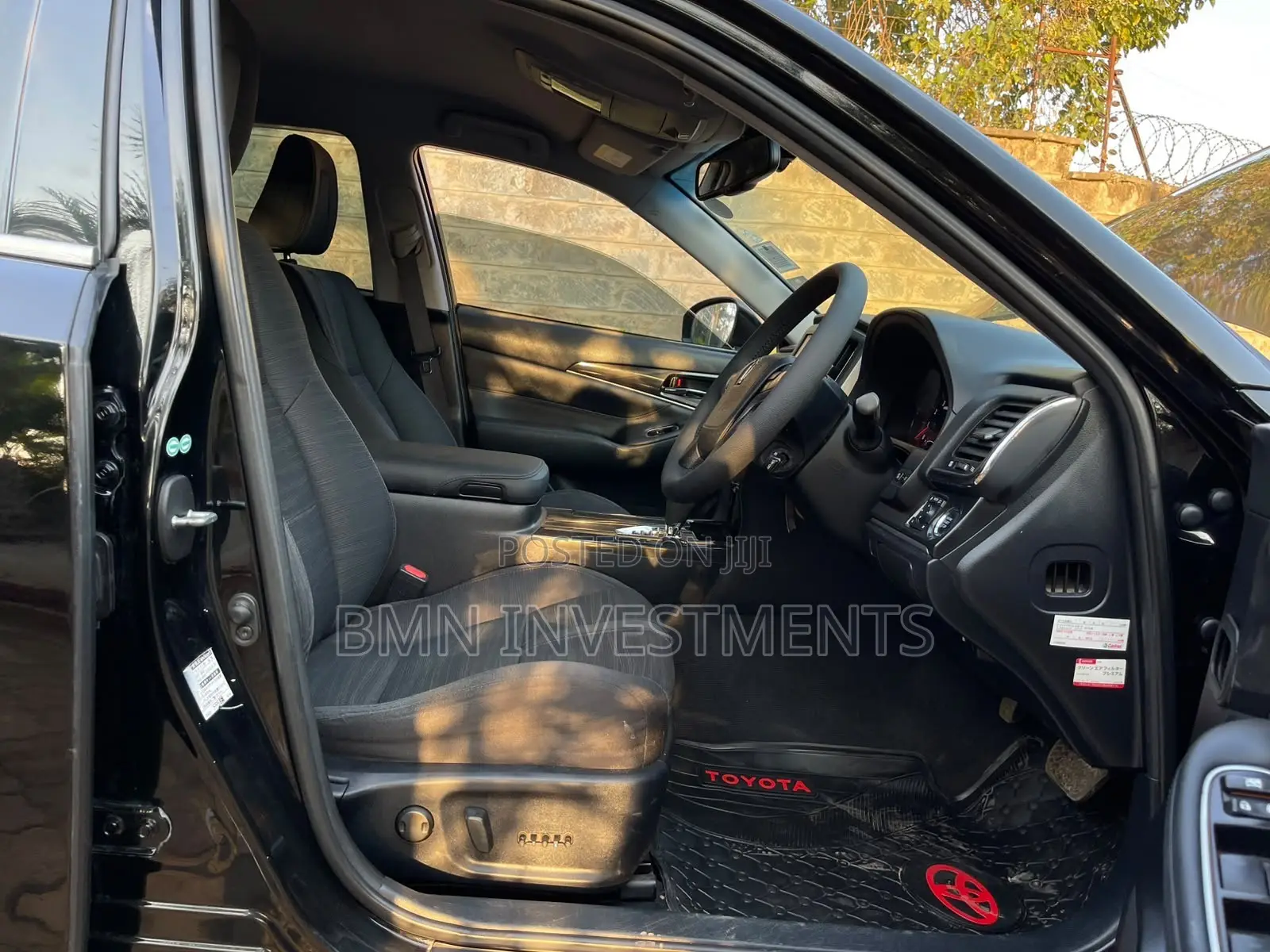 Toyota Crown 2013 Black