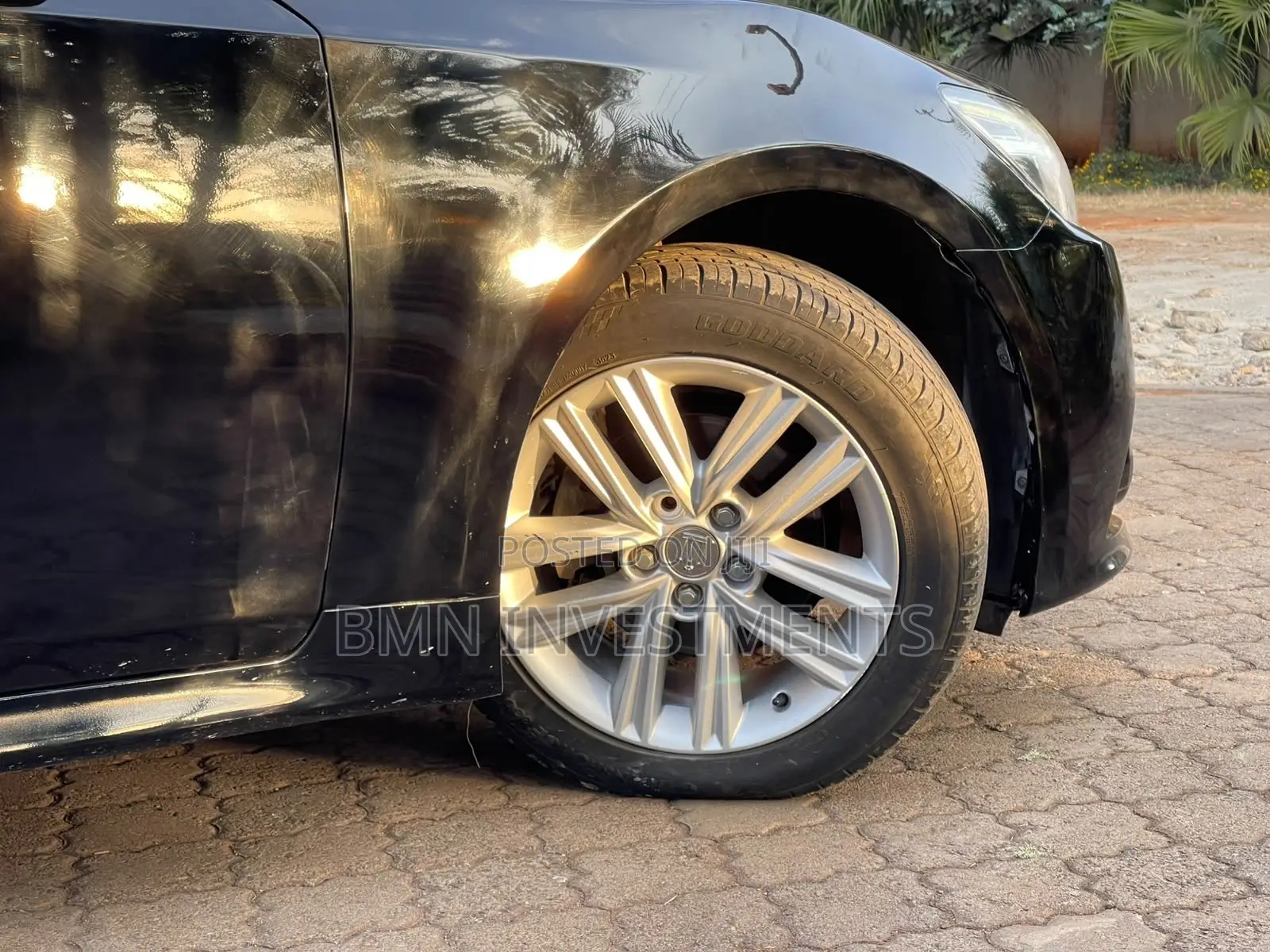 Toyota Crown 2013 Black