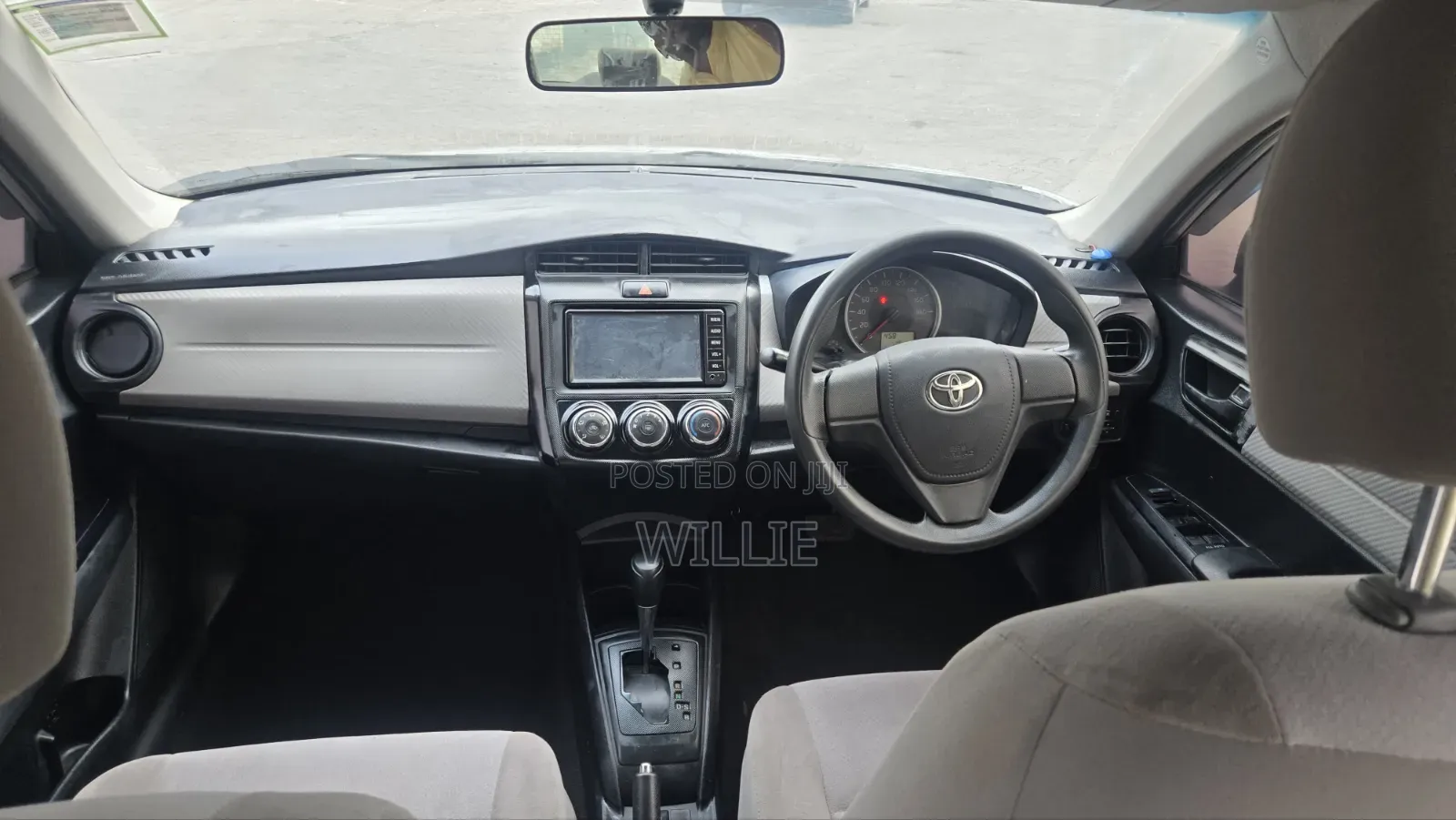 Toyota Axio 2014 Silver