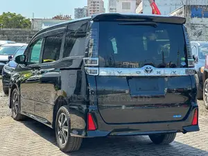 Toyota Voxy X 4WD 8-Seater 2019 Black