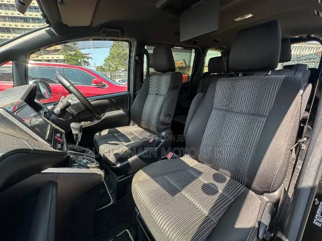 Toyota Voxy X 4WD 8-Seater 2019 Black