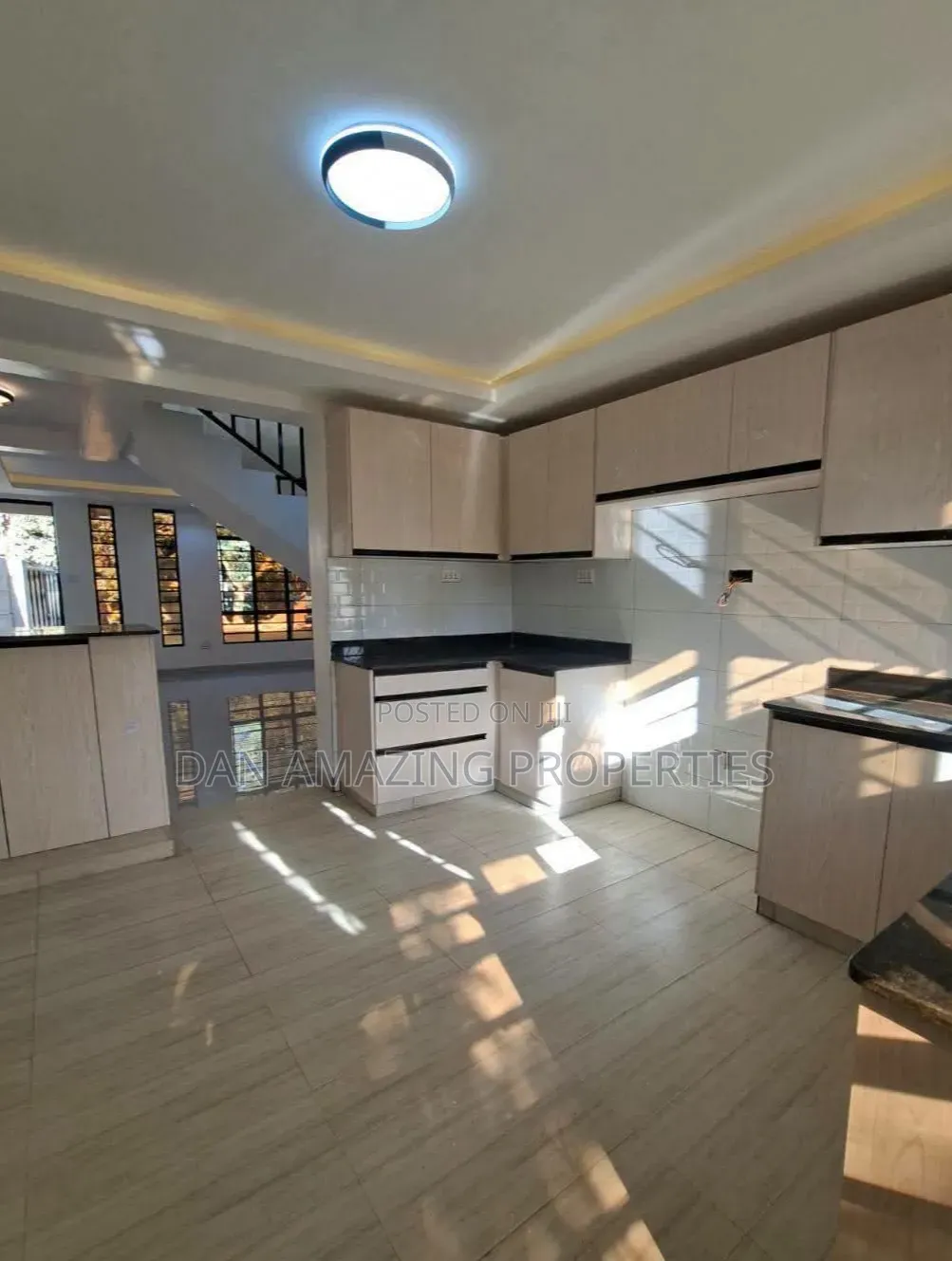 5bdrm Townhouse / Terrace in Gikambura, Thogoto for rent