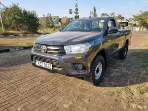 Toyota Hilux 2020 Gray
