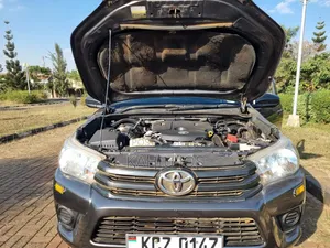 Toyota Hilux 2020 Gray