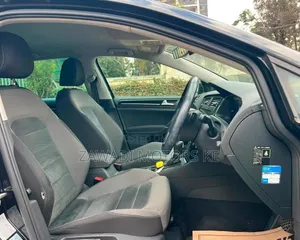 Volkswagen Golf 2019 Black