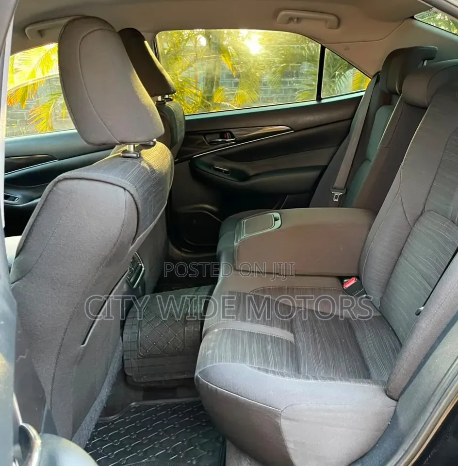 Toyota Crown 2013 Black