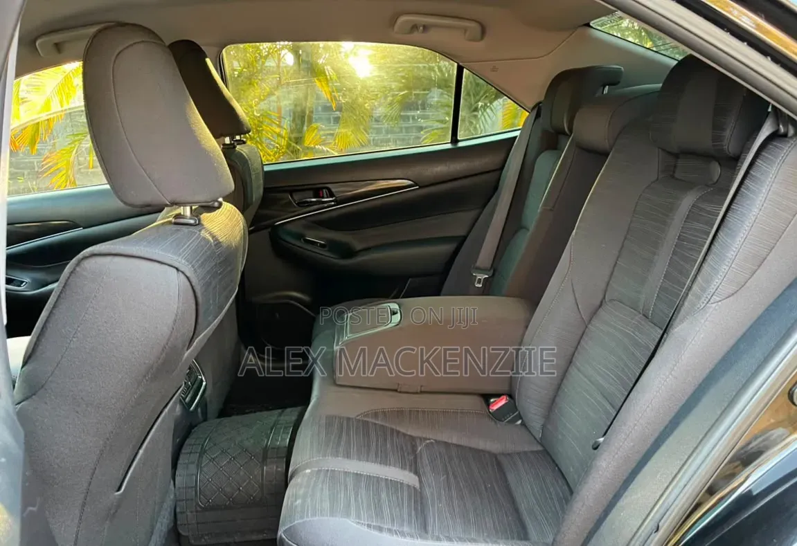 Toyota Crown 2013 Black