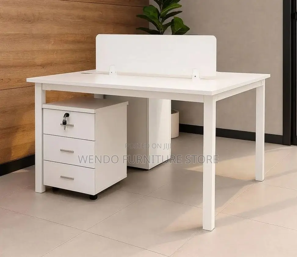 Office Workstation; 2 Way Metal Frame Office Workstation