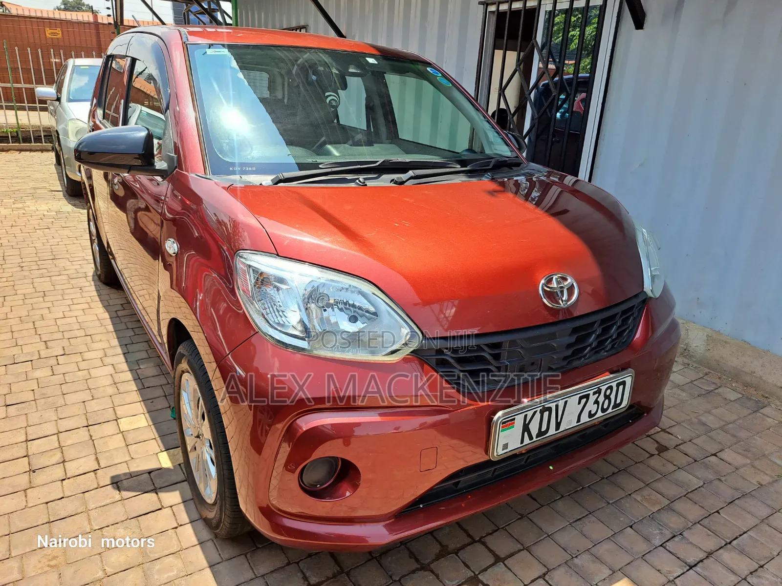 Toyota Passo 2018 Red
