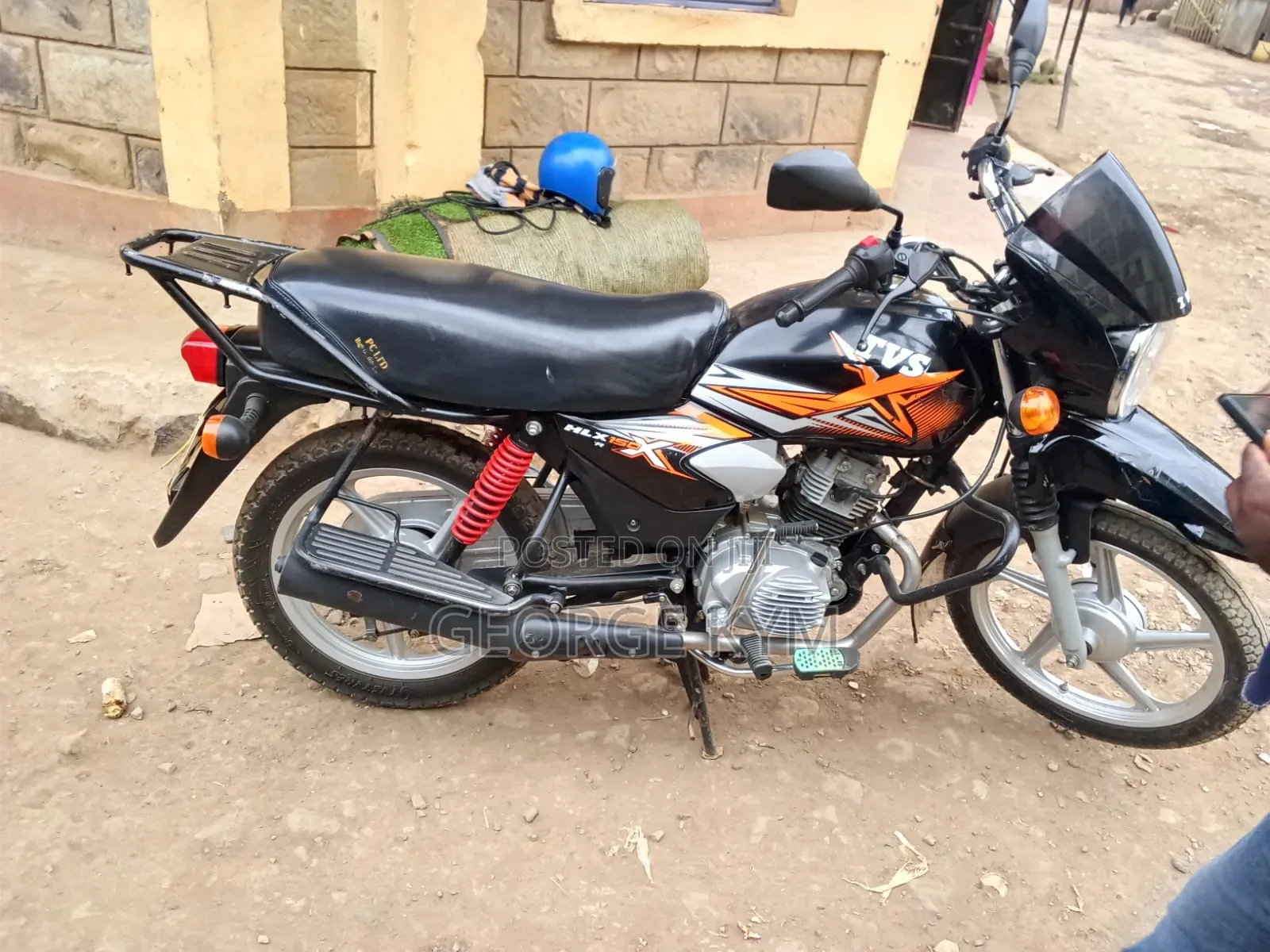 TVS 2025 Black